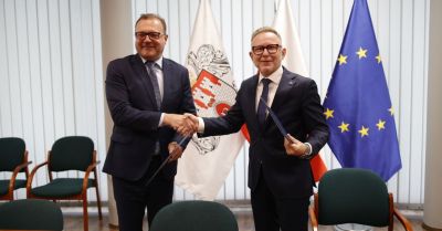 PPL i miasto podpisały porozumienie o rozwoju lotniska